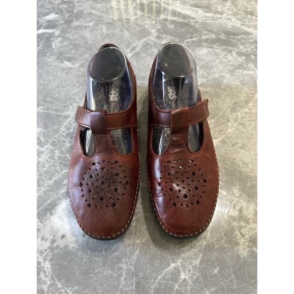 SAS SZ 10M Willow Brown Leather T-Strap Loafers Comfort Shoe Walking Cushion - Picture 1 of 9
